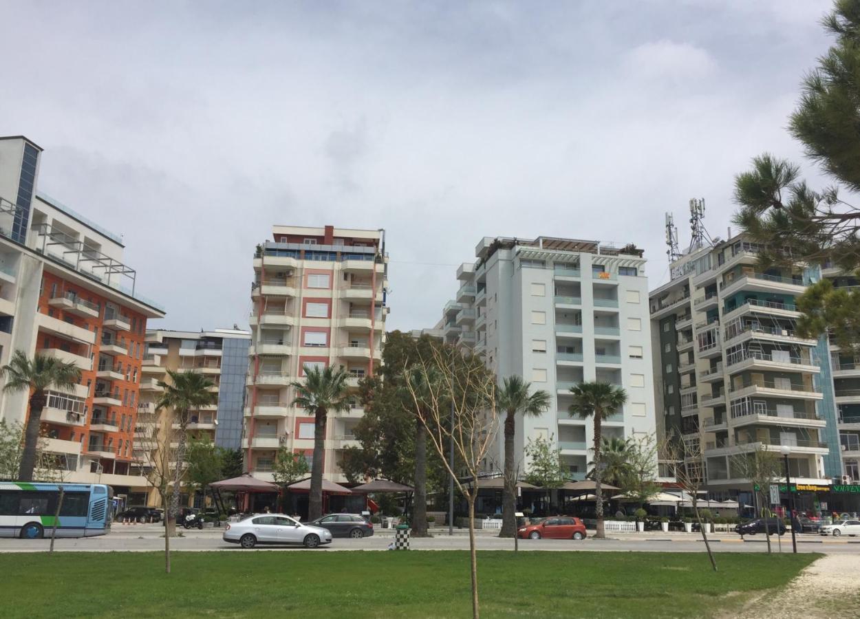Sea View Apartment Onorato 1 Vlora Kültér fotó