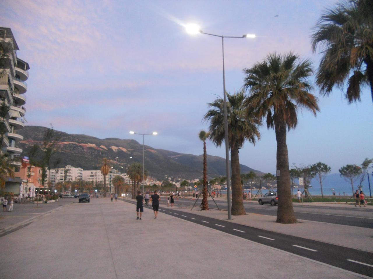 Sea View Apartment Onorato 1 Vlora Kültér fotó