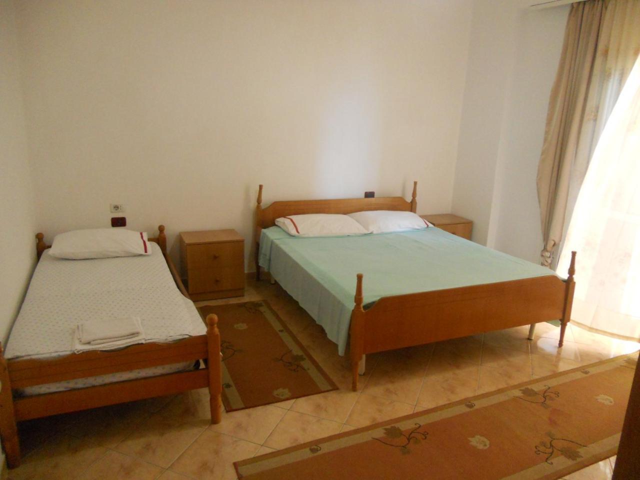 Sea View Apartment Onorato 1 Vlora Kültér fotó